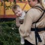 Moova babydraagzak Original Ice Coffee