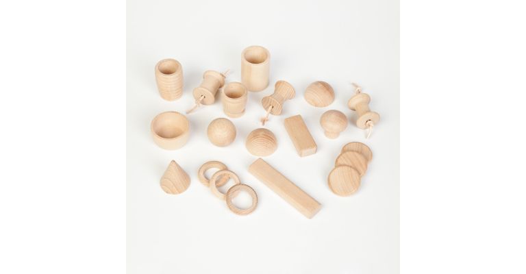 Grapat Speelgoed  Treasure basket x 20 elements 