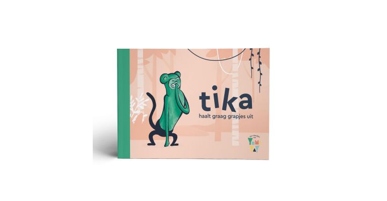 Yumi Yay Boek Tika haalt graag grapjes uit